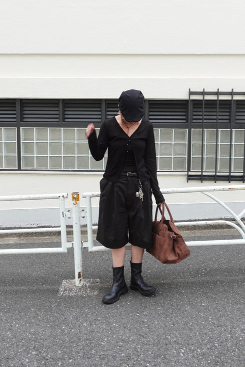 フィットシアーカーデ